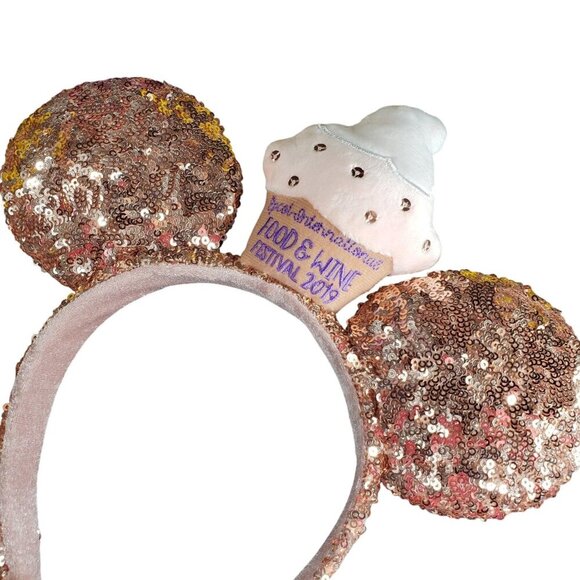 Minnie Mouse Ears Disney Rose Gold Sequins Epcot Wine Food Festival 2019 Cupcake - Picture 1 of 9